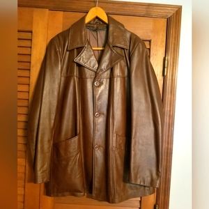 Men's London Fog brown leather coat.  42 Long.   Very lightly worn